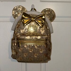 🆕 Disney Parks Gold Mickey Sequins Loungefly Backpack